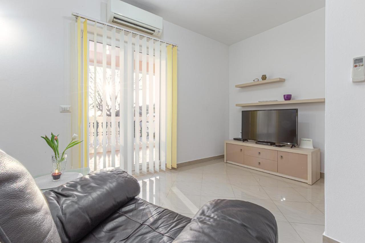 Apartament Koraca B4 Kirmenjak Zewnętrze zdjęcie